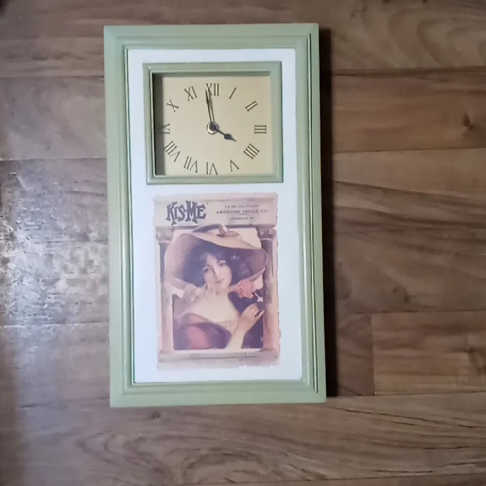 Decorative beautiful vintage wall clock